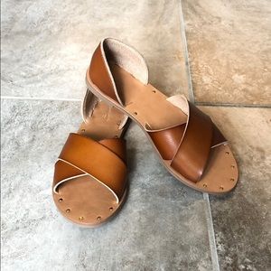 Universal Thread leather sandals